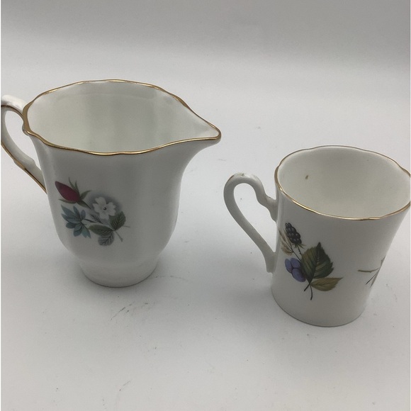 Vintage Royal Grafton England Fine Bone China Pitcher and Demitasse Cup - Picture 4 of 9
